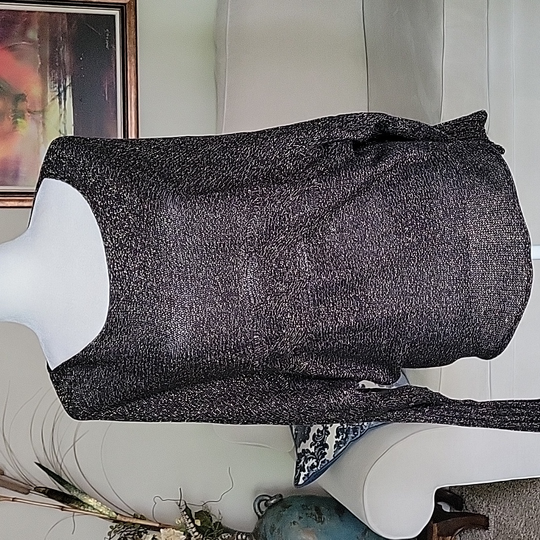 Bisou Bisou Sweater Bisou Bisou Sweater